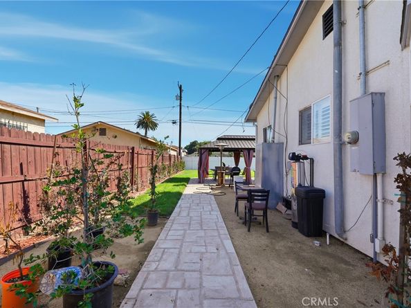 11340 Virginia, Lynwood CA 90262
