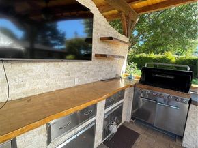 17183 Sunburst, Sherwood Forest CA 91325