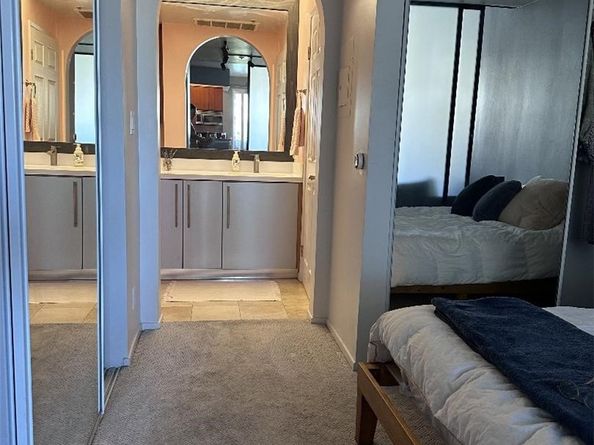 620 S Gramercy 314, Los Angeles CA 90005