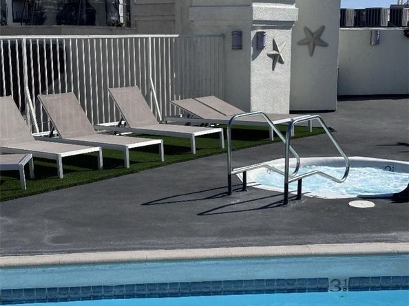 620 S Gramercy 314, Los Angeles CA 90005