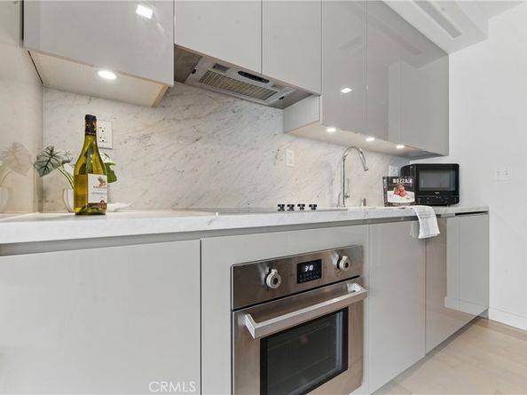 1050 S Grand Avenue 705, Los Angeles CA 90015