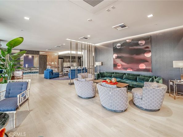 1050 S Grand Avenue 705, Los Angeles CA 90015