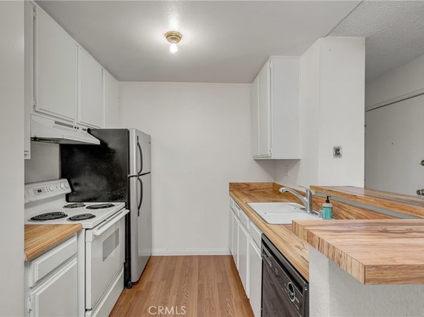 28947 Thousand Oaks Blvd. 116, Agoura Hills CA 91301