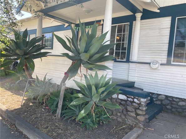 474 N Euclid Avenue, Pasadena CA 91101