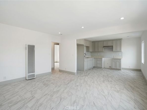 253 E 82nd, Los Angeles CA 90003