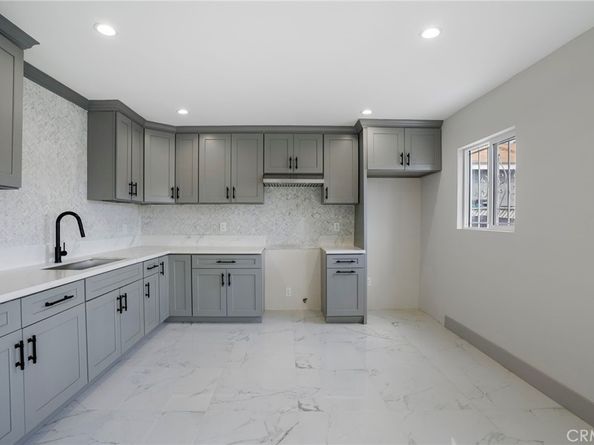 253 E 82nd, Los Angeles CA 90003
