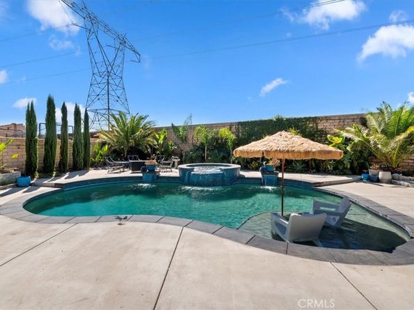 15239 Wren Street, Fontana CA 92336