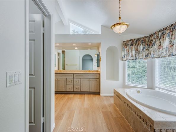 617 Calle Santa Barbara, San Dimas CA 91773