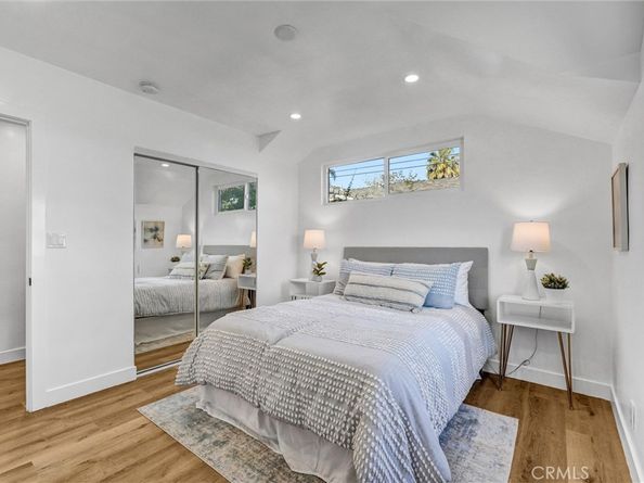 10505 Halbrent, San Fernando CA 91345