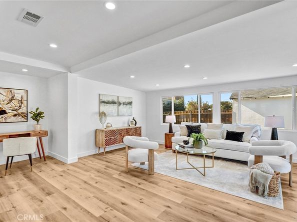 10505 Halbrent, San Fernando CA 91345