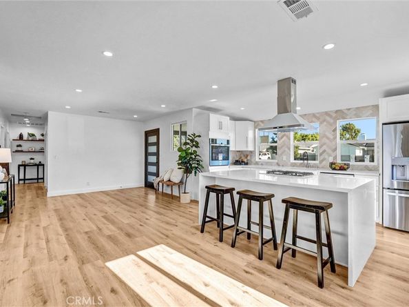 10505 Halbrent, San Fernando CA 91345