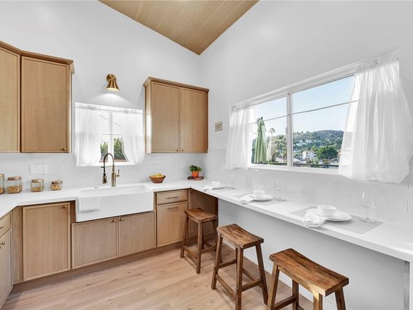 5160 Oakland, Los Angeles CA 90032