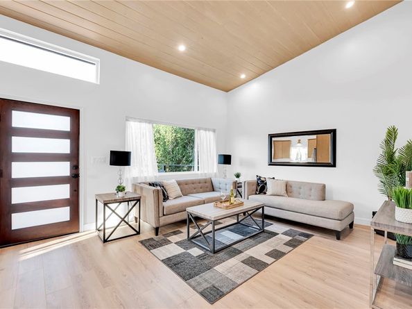 5160 Oakland, Los Angeles CA 90032