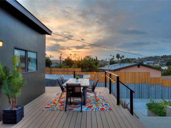 5160 Oakland, Los Angeles CA 90032