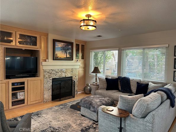 5370 Wrangler Drive, Fontana CA 92336