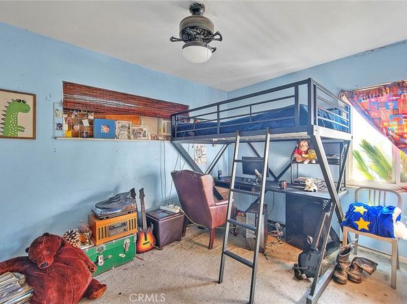 909 W Flora Street, Ontario CA 91762