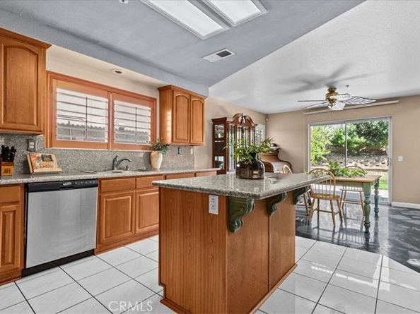 14998 Mustang lane, Fontana CA 92336