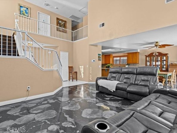 14998 Mustang lane, Fontana CA 92336