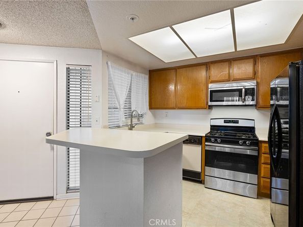 1783 Shady Oaks Court, Azusa CA 91702