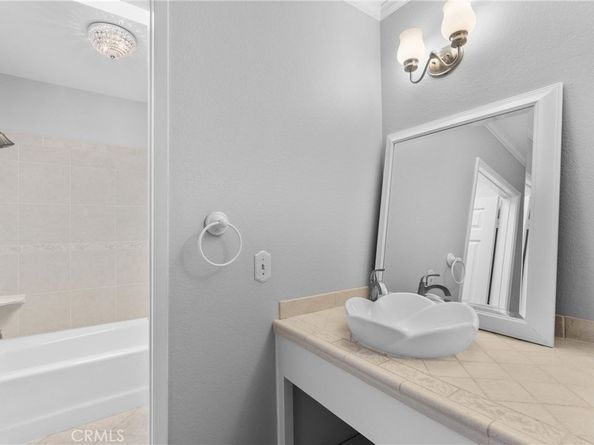 1060 Pebble Beach, Upland CA 91784