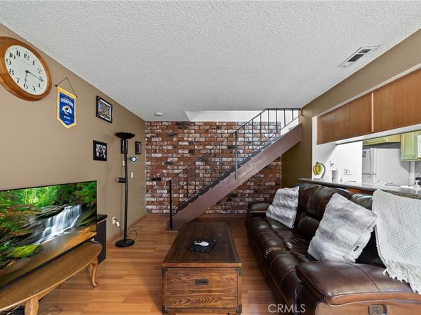 1172 W Calle De Las Estrellas 3, Azusa CA 91702