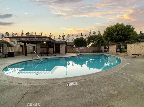 1172 W Calle De Las Estrellas 3, Azusa CA 91702