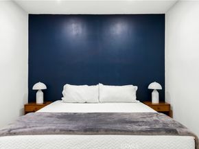 925 E 65th Street, Inglewood CA 90302