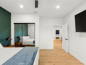 925 E 65th Street, Inglewood CA 90302