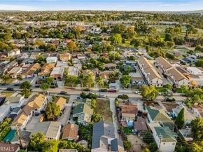 925 E 65th Street, Inglewood CA 90302