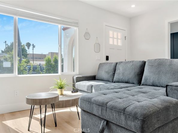 5814 7th Avenue, Los Angeles CA 90043