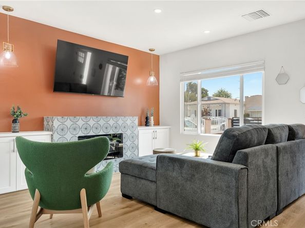 5814 7th Avenue, Los Angeles CA 90043