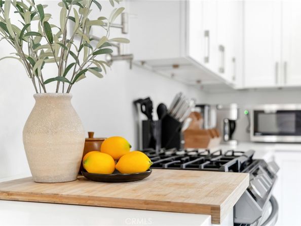 5814 7th Avenue, Los Angeles CA 90043