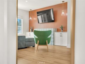 5814 7th Avenue, Los Angeles CA 90043