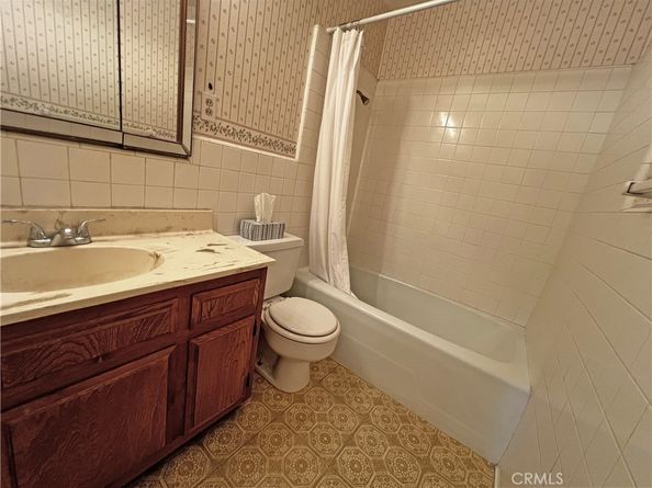 16319 E Elgenia Street, Covina CA 91722