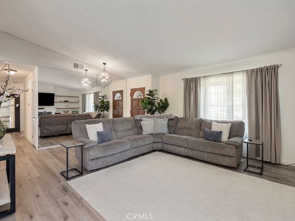 1020 E Tam O Shanter Court, Ontario CA 91761