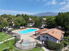 910 N Redding Way F, Upland CA 91786