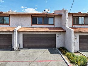 910 N Redding Way F, Upland CA 91786