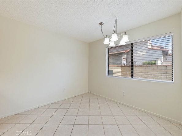 910 N Redding Way F, Upland CA 91786
