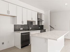 14592 Lyle Street, Sylmar CA 91342