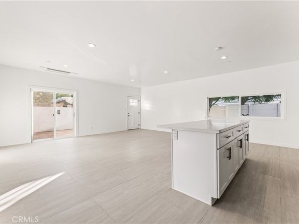 14592 Lyle Street, Sylmar CA 91342