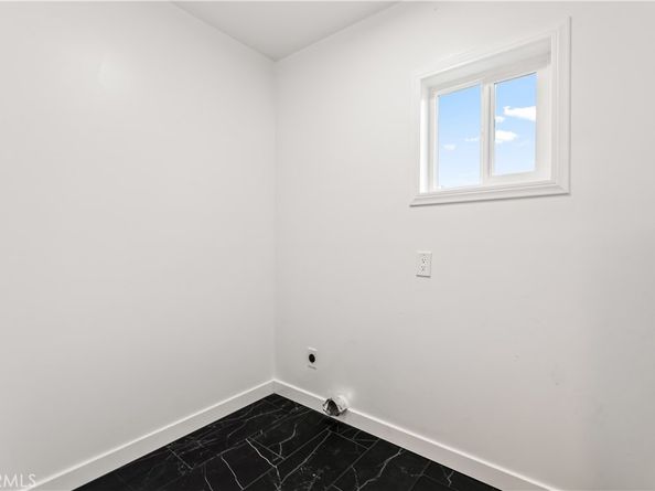 14592 Lyle Street, Sylmar CA 91342