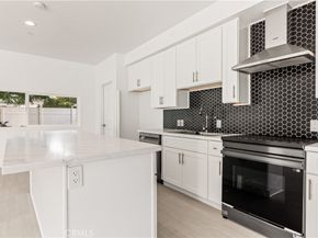 14592 Lyle Street, Sylmar CA 91342