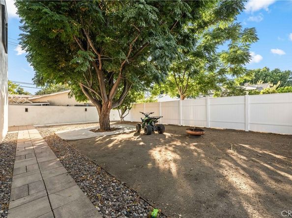 14592 Lyle Street, Sylmar CA 91342