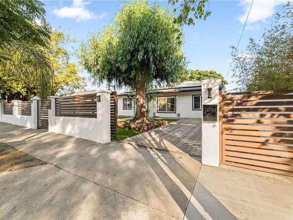 14592 Lyle Street, Sylmar CA 91342