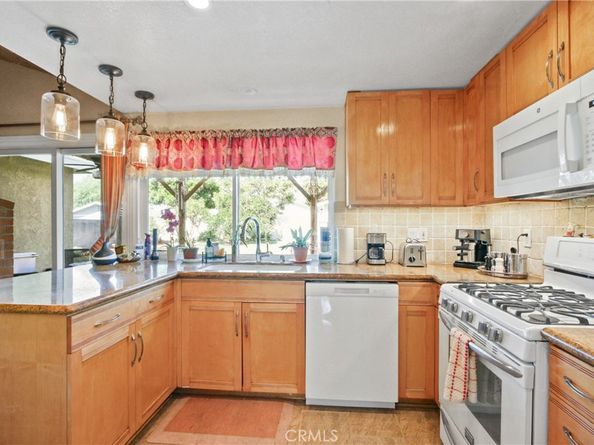 1477 Winston Court, Upland CA 91786
