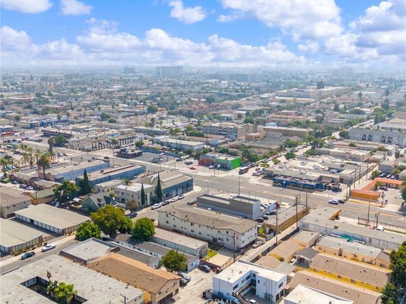 1825 Chestnut Avenue, Long Beach CA 90806