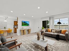 8800 Cedros Avenue 204, Panorama City CA 91402