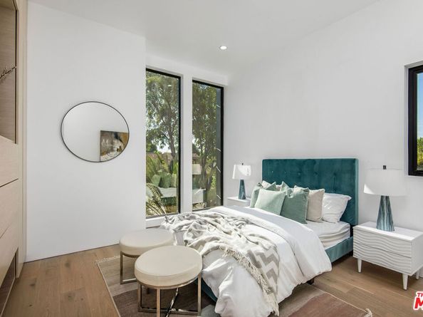 5132 Lindley Avenue, Encino CA 91316