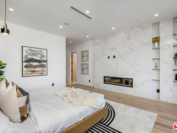 5132 Lindley Avenue, Encino CA 91316