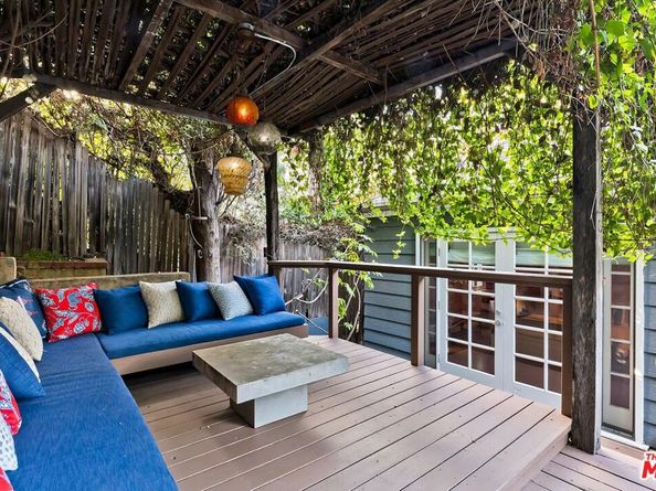 5912 Canyon, Los Angeles CA 90068